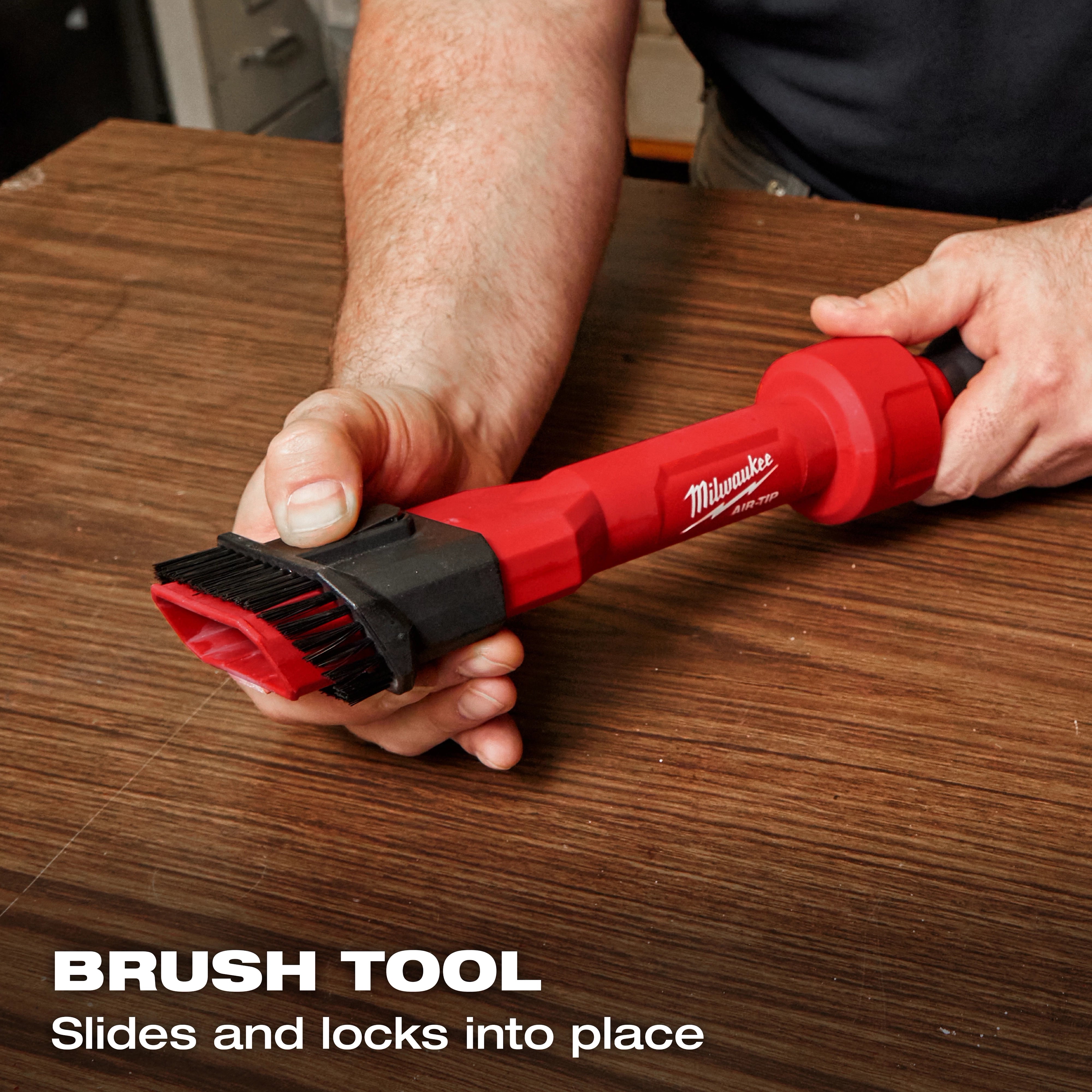 Milwaukee Outil brosse utilitaire 2‑en‑1 AIR‑TIP™ 49-90-2028