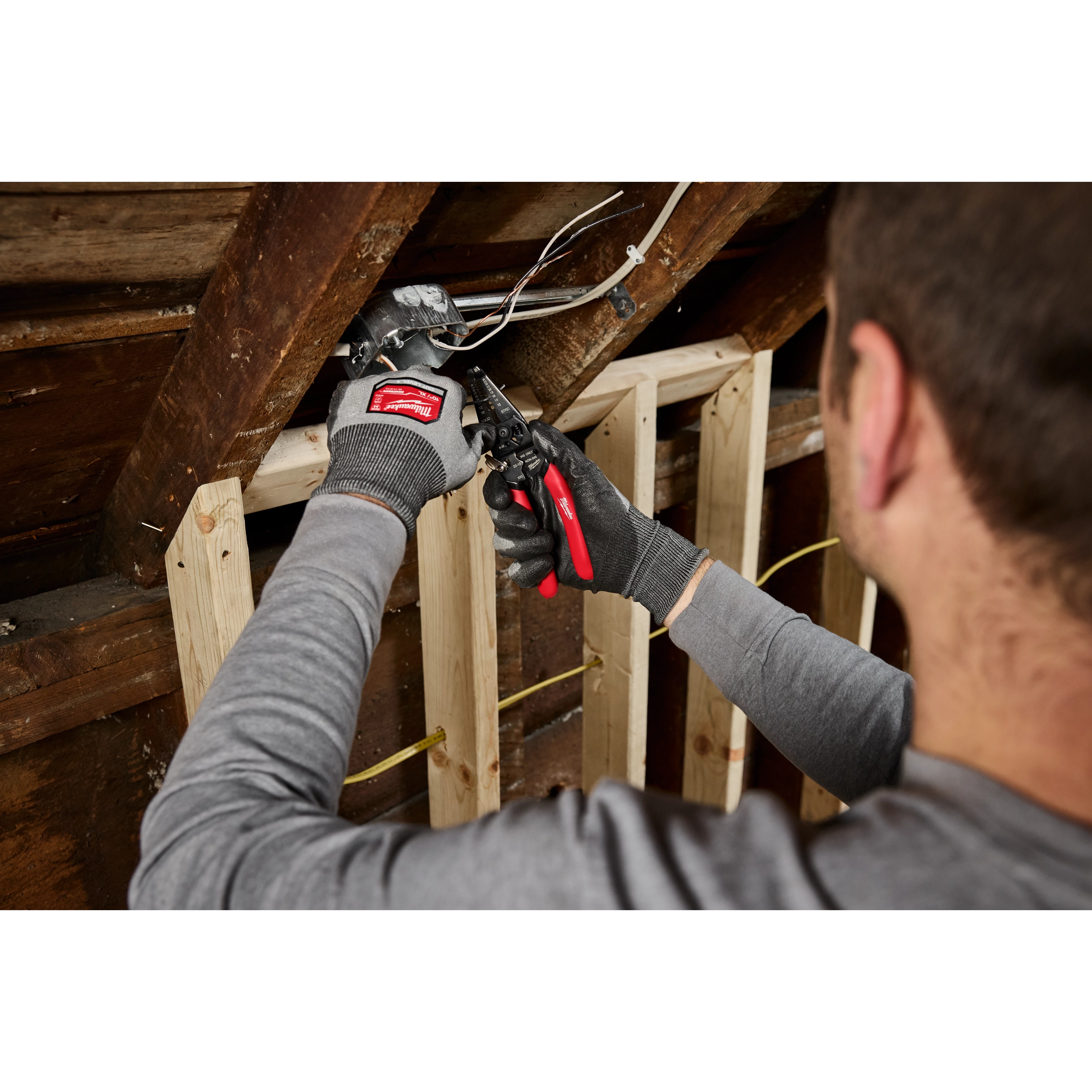 Milwaukee 10-28 AWG Multi-Purpose Dipped Grip Wire Stripper & Cutter w/ Reinforced Head 48-22-3052