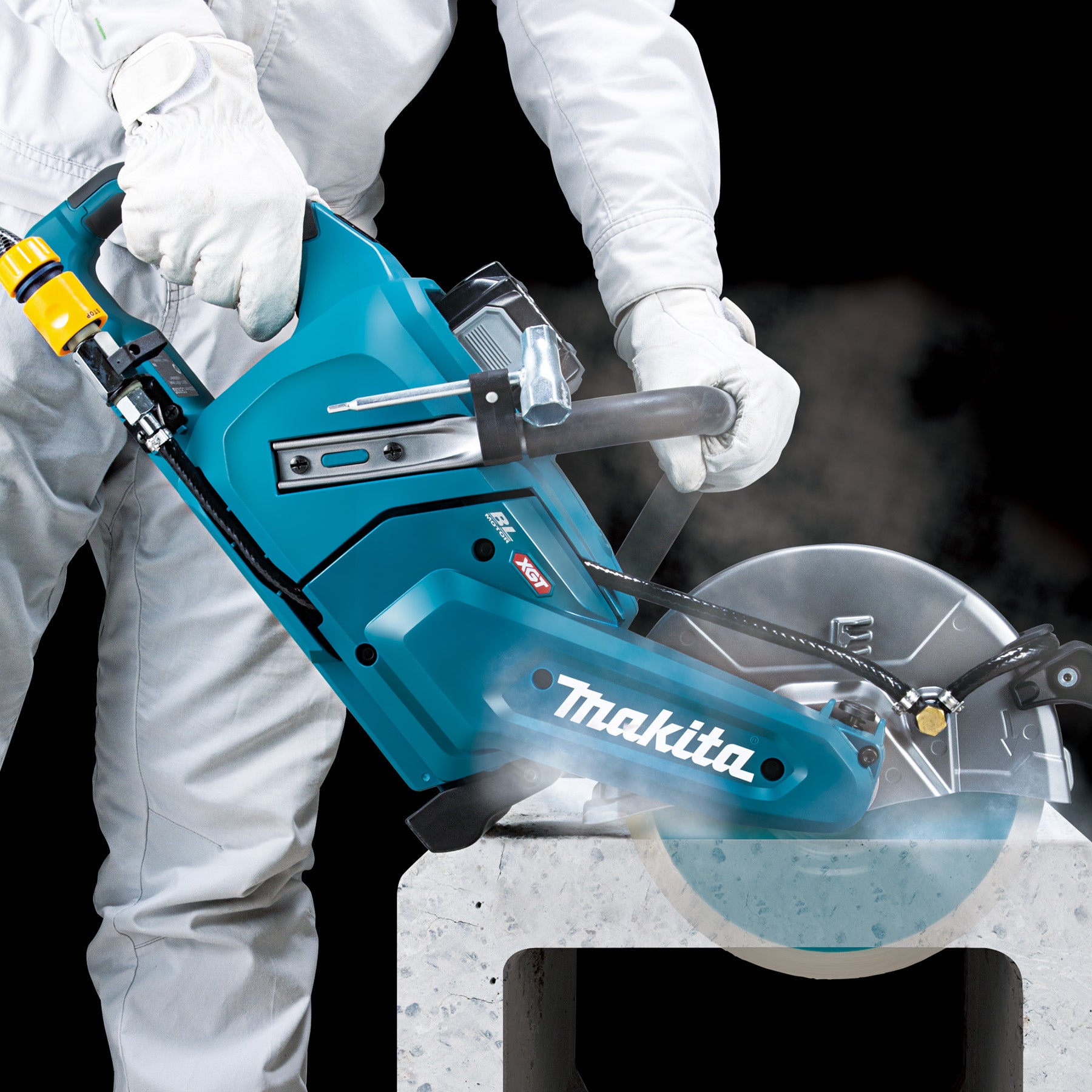 Makita 40Vmax XGT Brushless 9" Power Cutter, Tool Only CE003GZ03