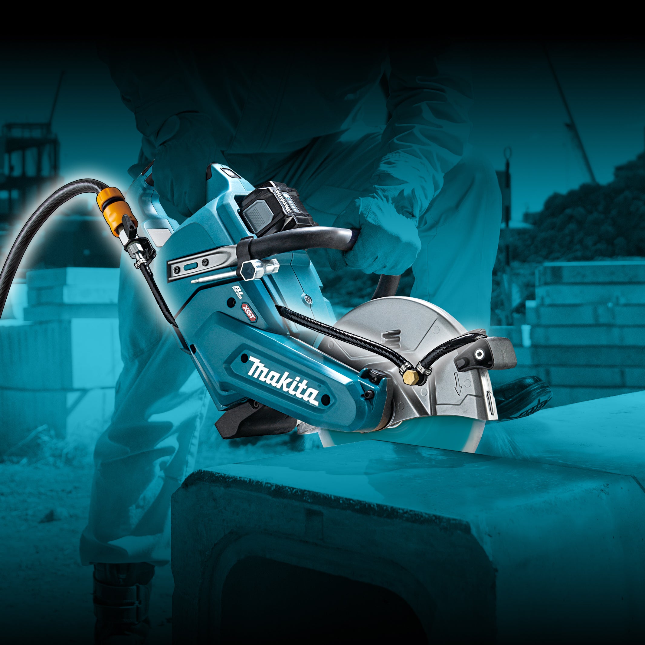 Makita 40Vmax XGT Brushless 9" Power Cutter, Tool Only CE003GZ03