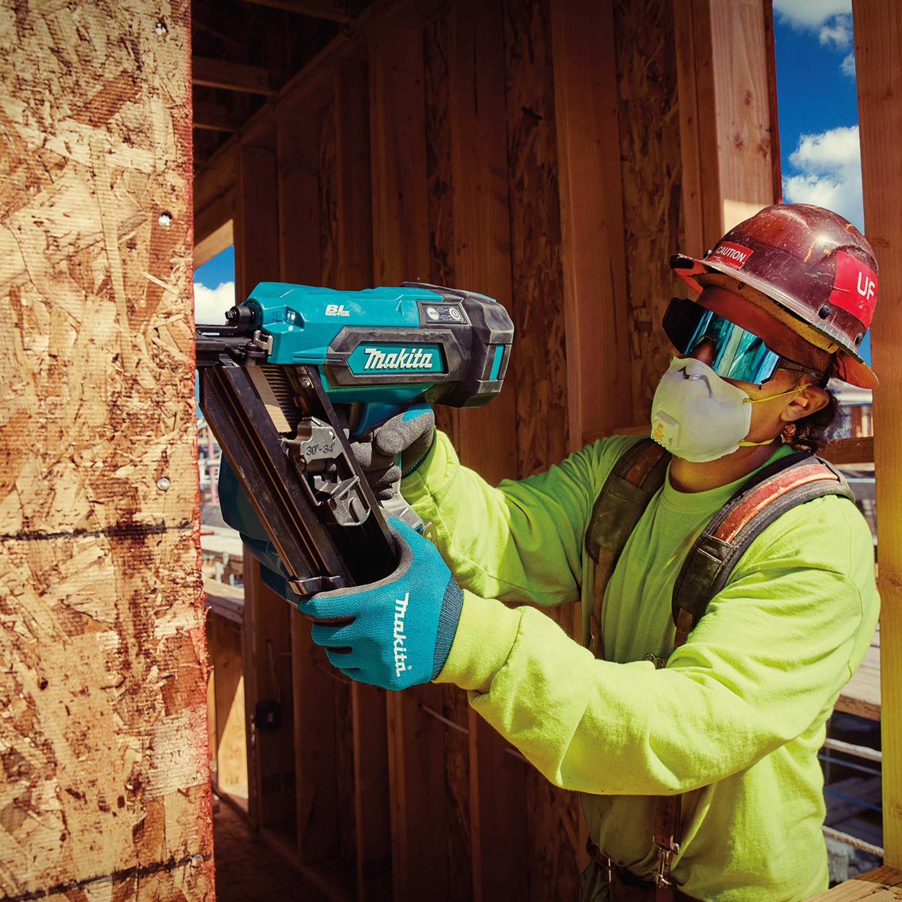 Makita Cloueuse à ossature 3-1/2" sans balais LXT 18V, tête coupée 30-34°, outil seul DBN900ZK
