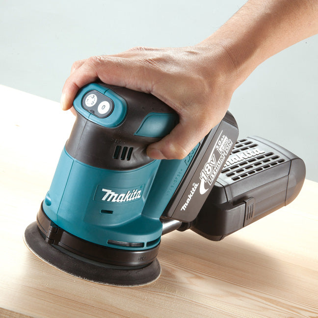 Makita Ponceuse orbitale aléatoire 5" LXT 18V, outil seul DBO180Z