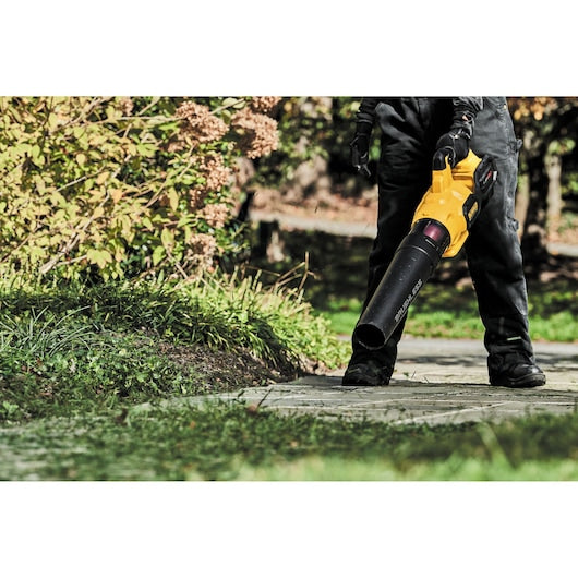 DeWalt Souffleur axial sans fil brushless 60V MAX* (outil seul) DCBL772B