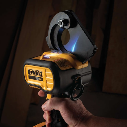 Dewalt 20V MAX* Cable Cutting Tool (Tool Only) DCE150B