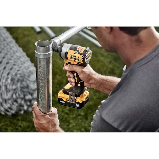 Dewalt 20V MAX* 1/2 in. Cordless Impact Wrench With Hog Ring Anvil Kit DCF911P2