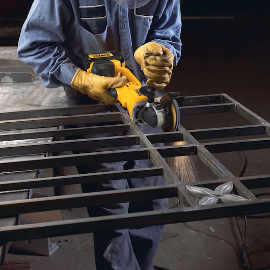 Dewalt 20V MAX* 4-1/2 in. - 5 in. Grinder (Tool Only) DCG412B