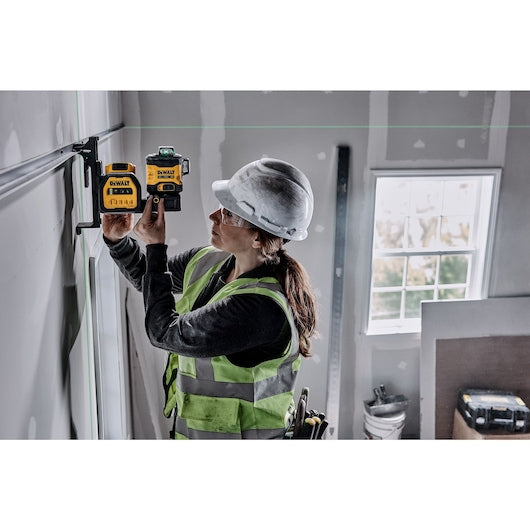 Dewalt 20V MAX* XR® 3 x 360 Green Laser DCLE34030G