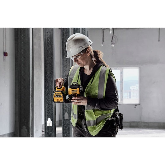 Dewalt 20V MAX* XR® 3 x 360 Green Laser DCLE34030G