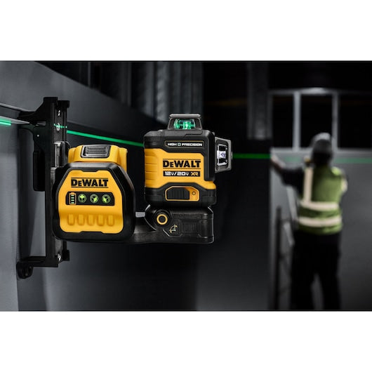 Dewalt 20V MAX* XR® 3 x 360° High Precision Green Laser DCLE34033D1
