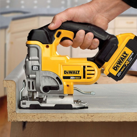 Dewalt 20V MAX* Jig Saw Kit DCS331M1