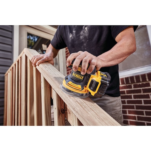 Dewalt 20V MAX* XR® 5 in. Brushless Cordless Variable-Speed Random Orbital Sander (Tool Only) DCW210B