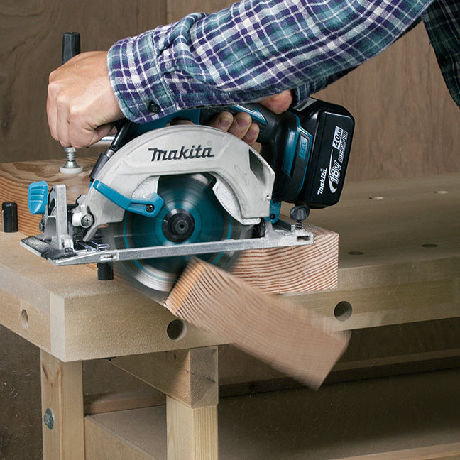 Makita Scie circulaire sans balais 6-1/2" 18V LXT, outil seul DHS680Z