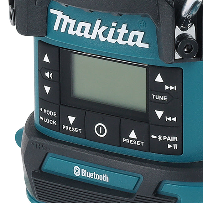 Makita Radio-Lanterne sans fil 18V LXT avec Bluetooth, XPT et Lampe torche (Outil nu) DMR057