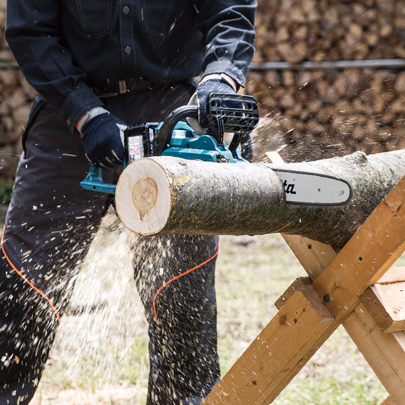 Makita Tronçonneuse sans fil LXT 36V(18Vx2) sans balais 16" à poignée arrière, outil seul DUC400Z