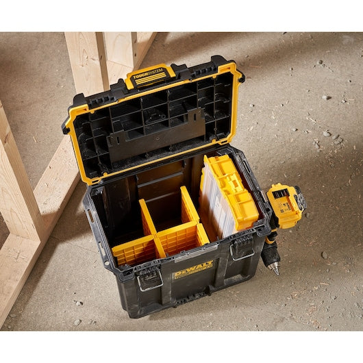 Dewalt TOUGHSYSTEM® 2.0 Deep Compact Toolbox DWST08035