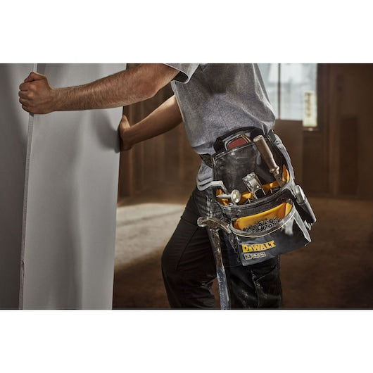 Dewalt Professional Tool Pouch DWST540101