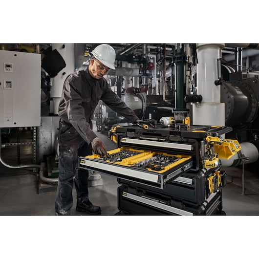 Dewalt TOUGHSYSTEM® 2.0 DXL™ 5-in-1 Modular Workstation DWST60510