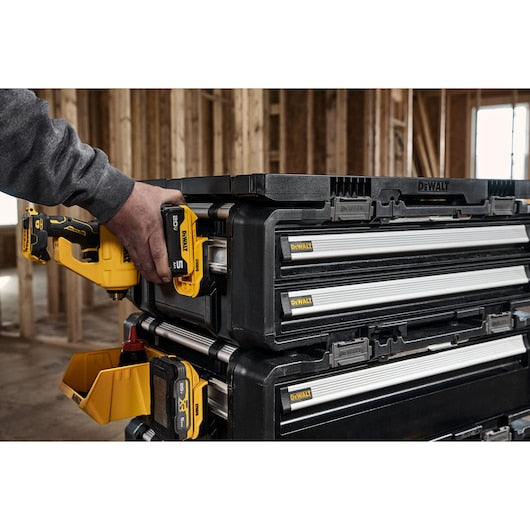 Dewalt TOUGHSYSTEM® 2.0 DXL™ 5-in-1 Modular Workstation DWST60510