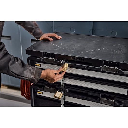 Dewalt TOUGHSYSTEM® 2.0 DXL™ 4-in-1 Modular Workstation DWST60520