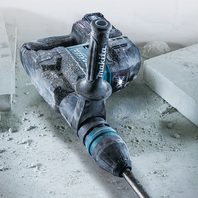 Makita Marteau démolisseur sans balais 40Vmax XGT SDS-MAX 13 lbs avec AWS, Kit avec 2 batteries 4.0Ah HM001GM202