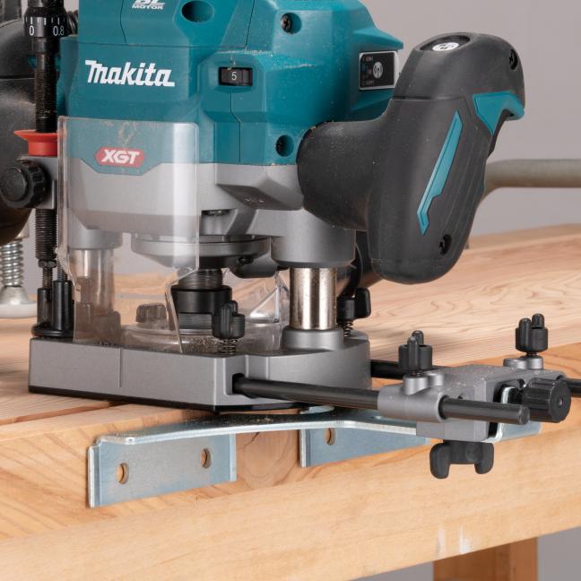 Makita Défonceuse plongeante sans balais 1/2" 40Vmax XGT avec AWS, outil seul RP001GZ01