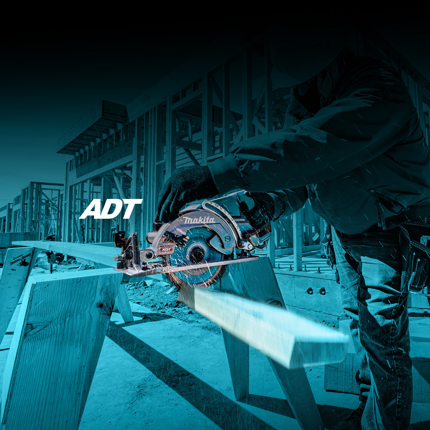 Makita Scie circulaire sans balais 7-1/4" 40Vmax XGT, Kit avec 1 batterie 4.0Ah RS001GM101