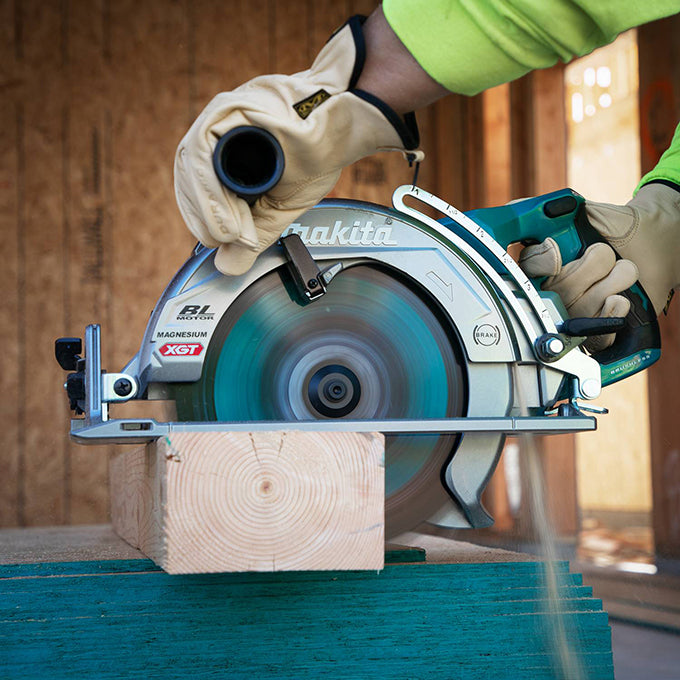 Makita Scie circulaire sans balais 10-1/4" 40Vmax XGT avec AWS, Outil seul RS002GZ