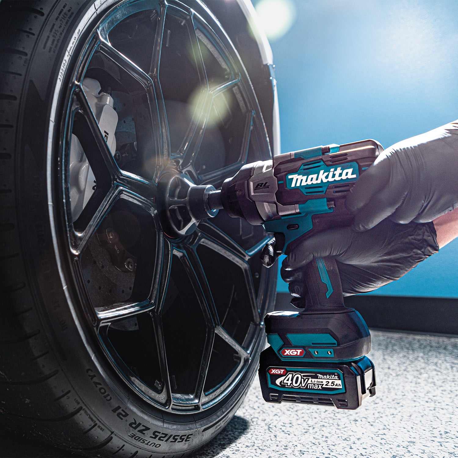 Makita Clé à chocs haute couple sans balais 1/2" 40Vmax XGT, outil seul TW003GZ