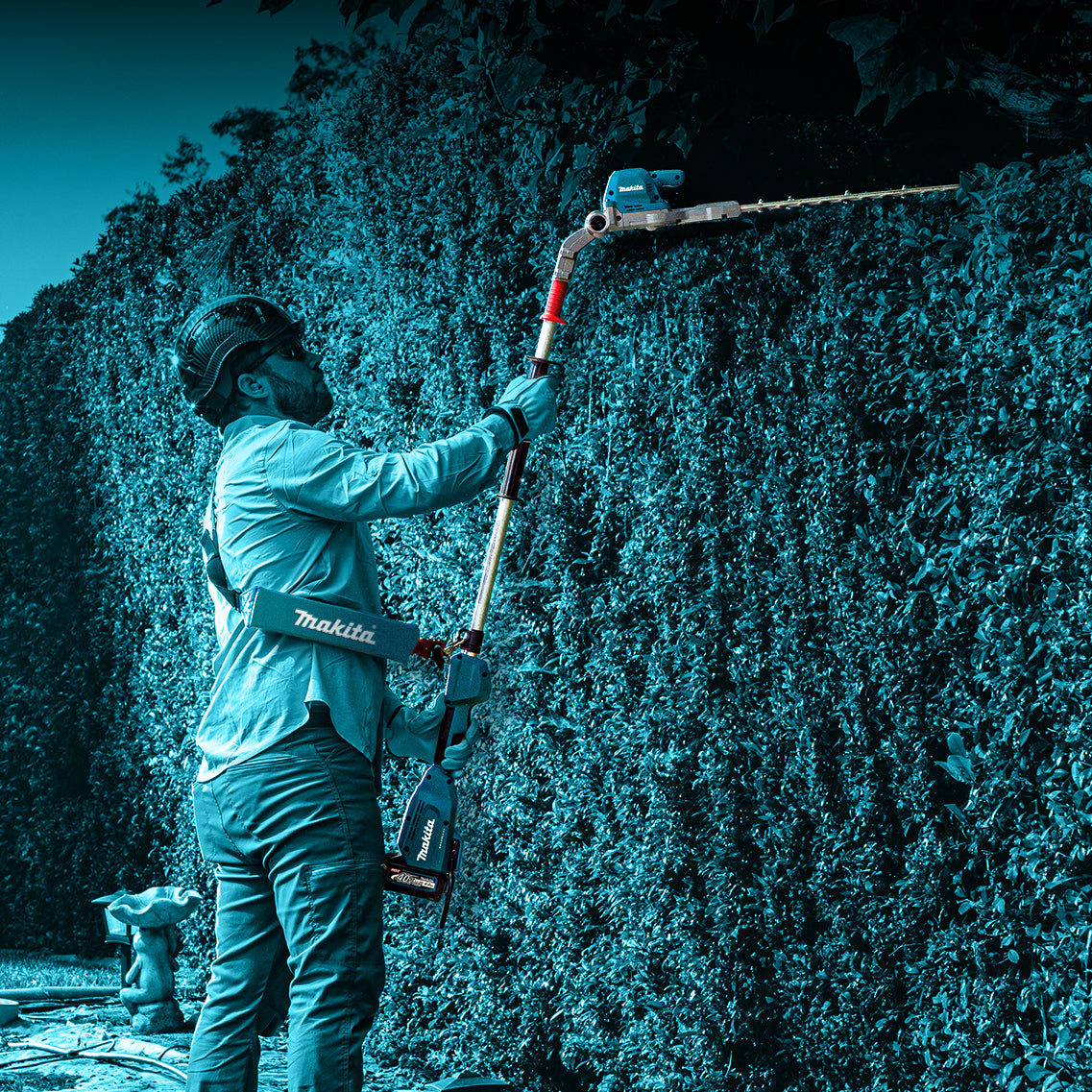 Makita 40Vmax XGT Brushless 24" Pole Hedge Trimmer, Tool Only UN001GZ