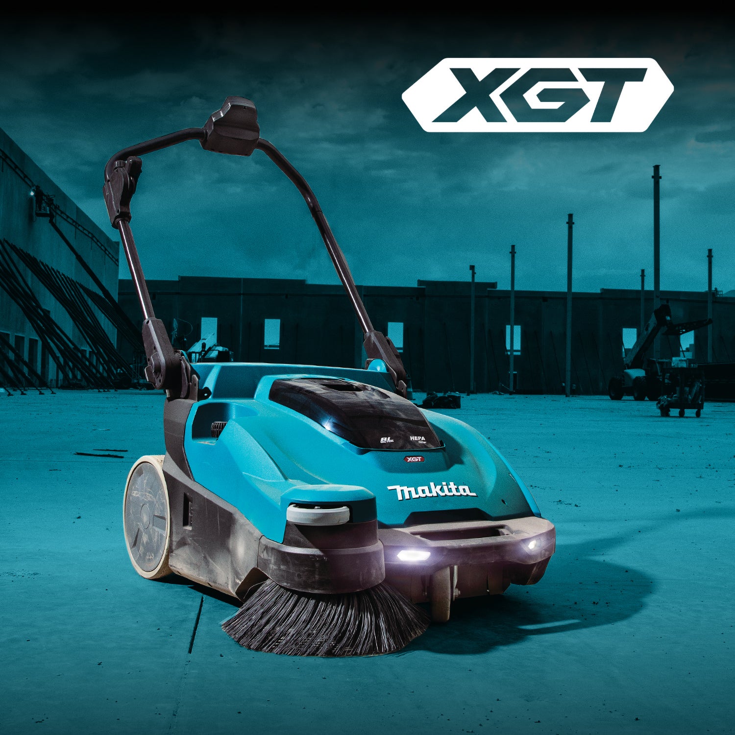 Makita 40Vmax XGT Brushless 24 L HEPA Vacuum Sweeper, Tool Only VS001GZ