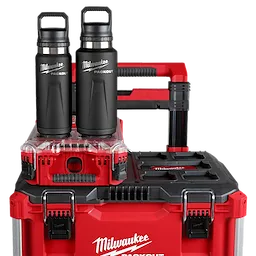 Milwaukee Bouteille isolée PACKOUT™ 18 oz avec couvercle à gorgée 48-22-8382B