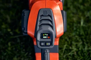 Husqvarna 542i XP® G 40V Professional Battery Chainsaw with Heated Handles and 16 in Bar (Tool Only) 970647116