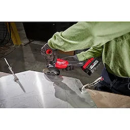 Milwaukee Meuleuse d'angle à vitesse variable et frein M18 FUEL™ 4-1/2" / 5", verrouillage à glissière 2889-20