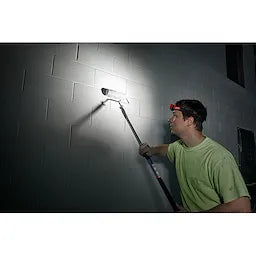 Milwaukee Milwaukee® Lampe frontale Spot/Flood 2104