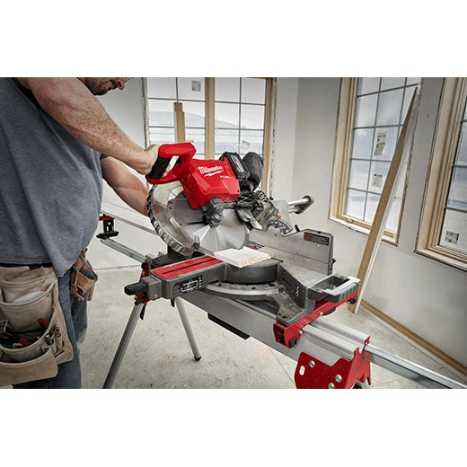 Milwaukee Scie à onglet à glissière compound à double biseau 12" M18 FUEL™ – Outil seul 2739-20