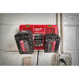 Milwaukee Chargeur Rapide Double Baie Simultané M18™ 48-59-1802