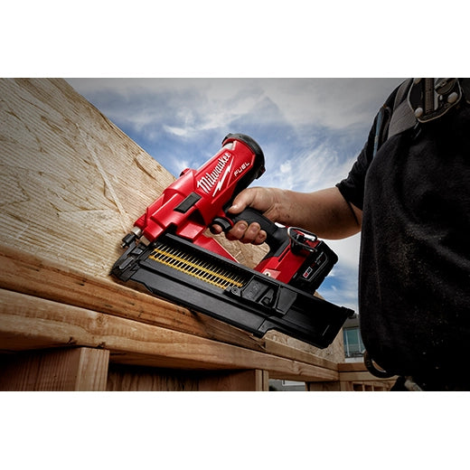 Milwaukee M18 FUEL™ cloueuse à charpente 21° 2744-21