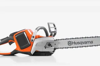Husqvarna 540i XP® 40V Professional Battery Chainsaw Kit with 16 in Bar 967864003